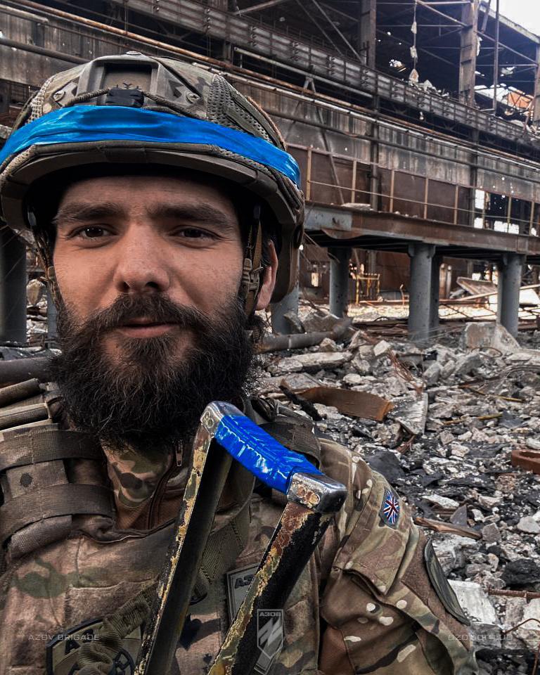 Після 10 років служби в "Азові". Богдан "Тавр" Кротевич завершує службу в ЗСУ